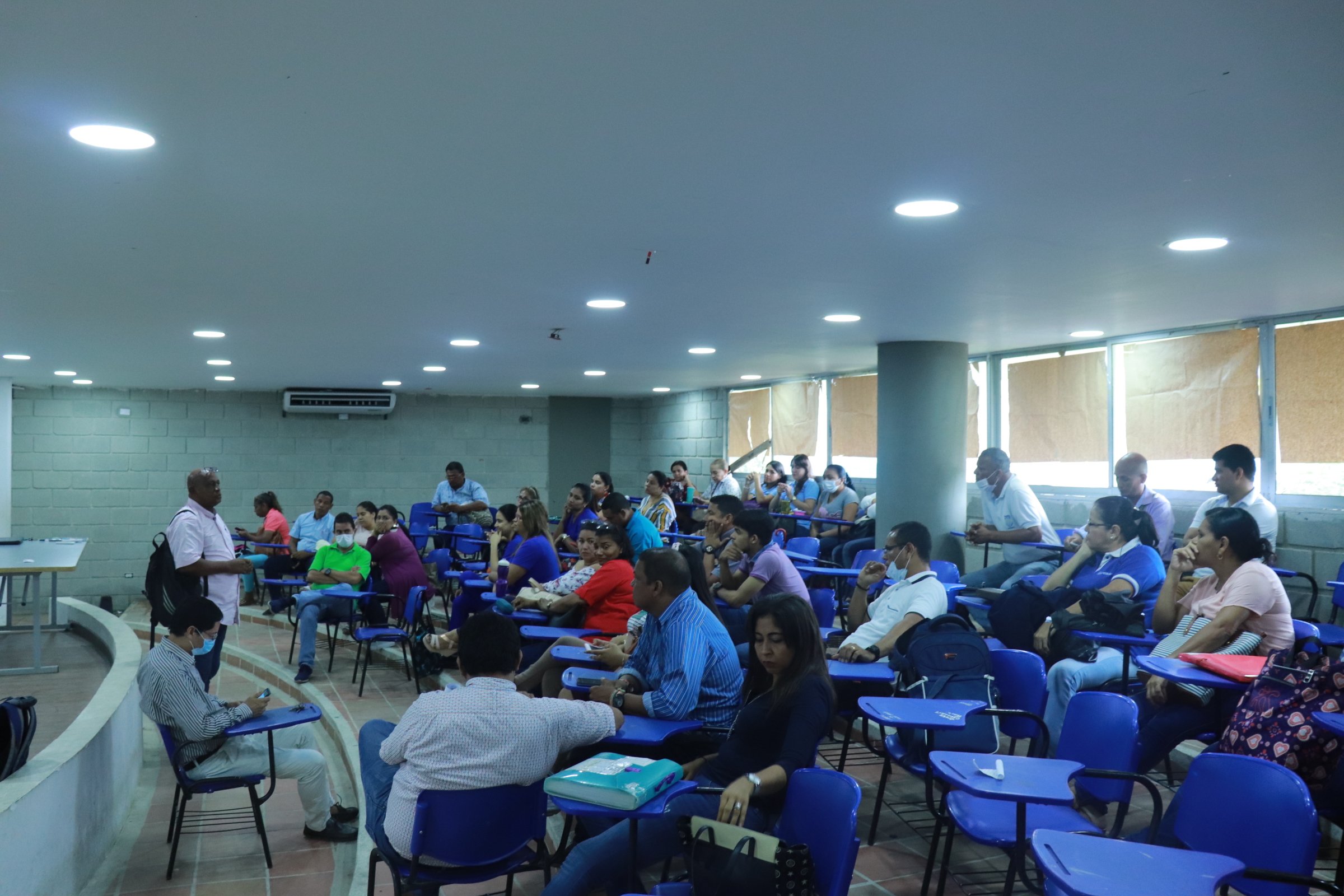 Alcaldía atienden emergencia sanitaria en la I.E.D Rodrigo de Bastidas Alcaldía atienden emergencia sanitaria en la I.E.D Rodrigo de Bastidas