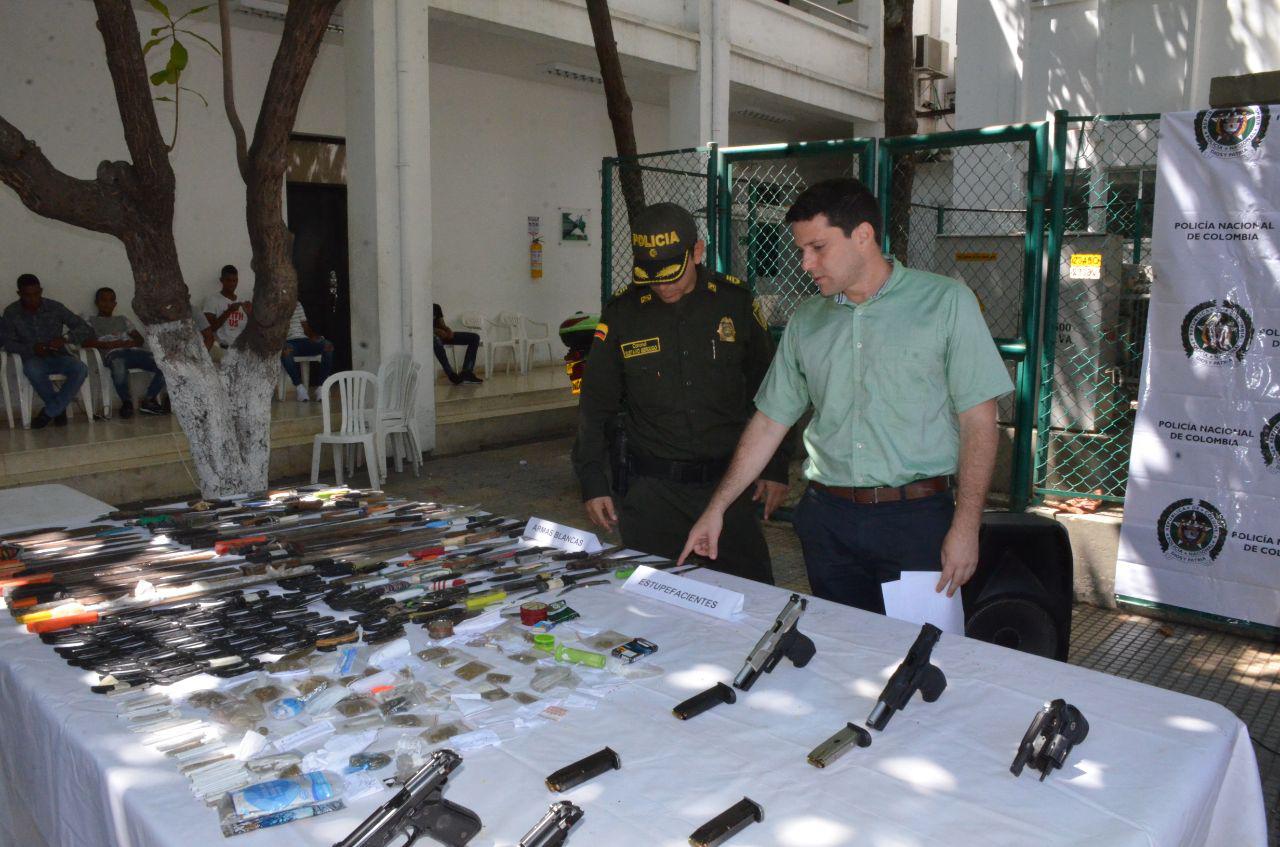 Alcaldía Distrital, Policía y Ejército entregan avances de la denominada ‘Gran Toma de Santa Marta’ por la seguridad ciudadana Alcaldía Distrital, Policía y Ejército entregan avances de la denominada ‘Gran Toma de Santa Marta’ por la seguridad ciudadana