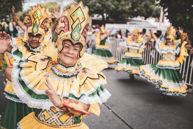 Durante la Fiesta del Mar, Desfile Folclórico de carrozas y disfraces se toma Santa Marta Durante la Fiesta del Mar, Desfile Folclórico de carrozas y disfraces se toma Santa Marta