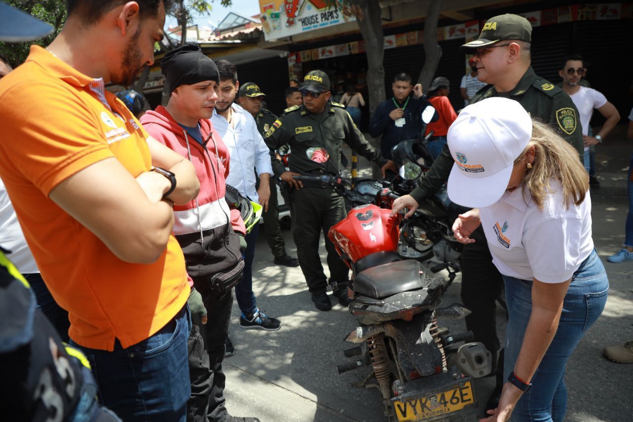 98 sanciones por parrillero hombre y placas adulteradas