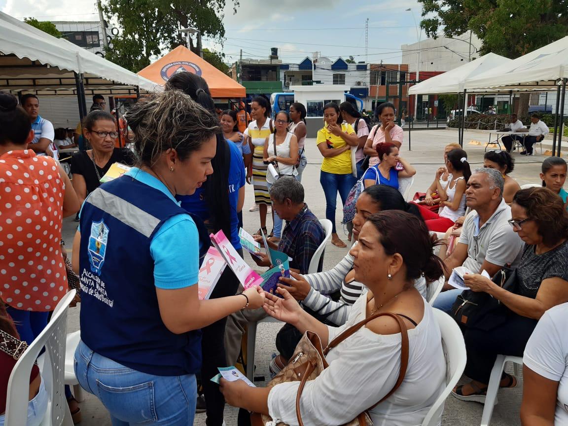Más de 700 personas accedieron a la 'Feria de la Equidad y el Buen Vivir' en el Mercado Público