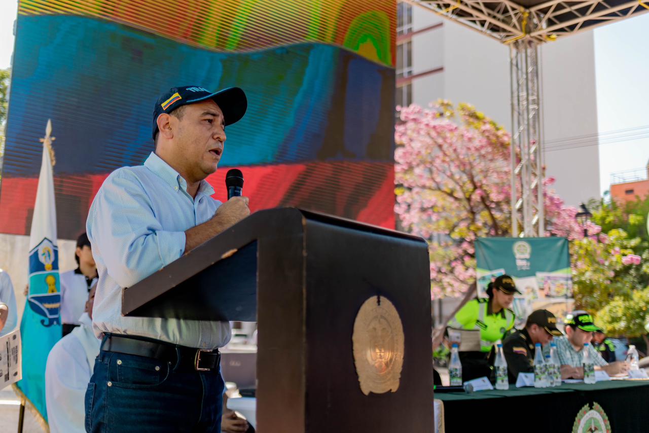 Alcaldía lanza campaña de prevención vial “Juntos por la vida” Alcaldía lanza campaña de prevención vial “Juntos por la vida”
