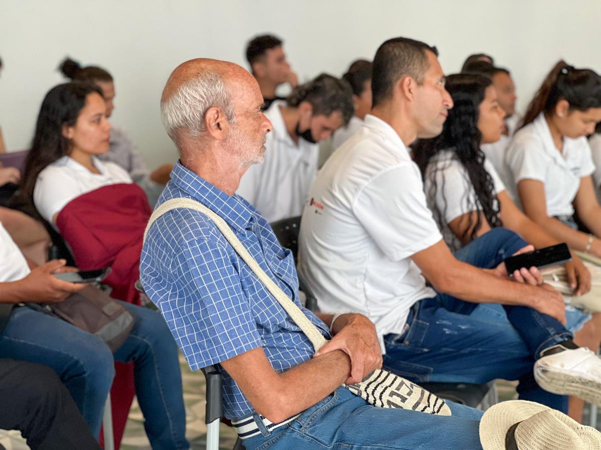 Distrito y Mincomercio capacitan a empresarios samarios en calidad y diseño de experiencias turísticas