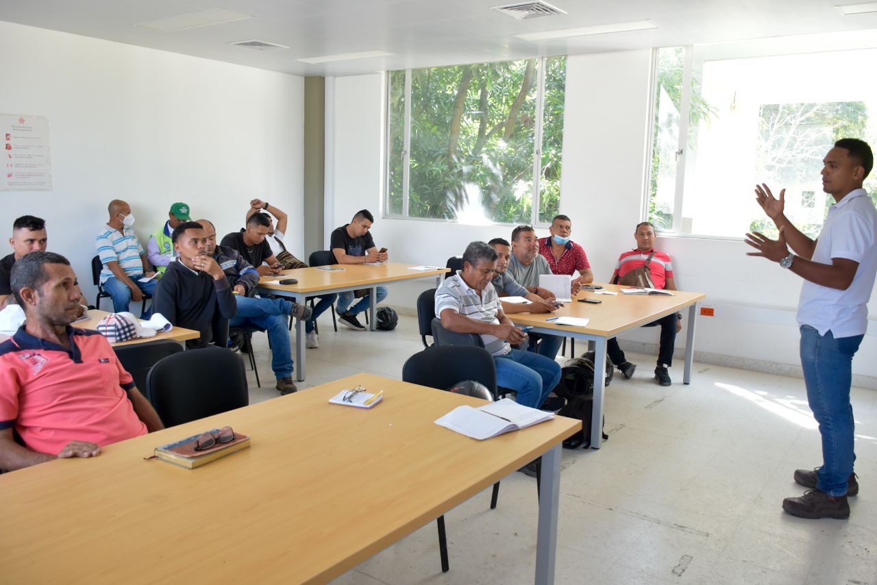 Alcaldía capacitará a 50 mototaxistas en mantenimiento y reparación de refrigeración Alcaldía capacitará a 50 mototaxistas en mantenimiento y reparación de refrigeración