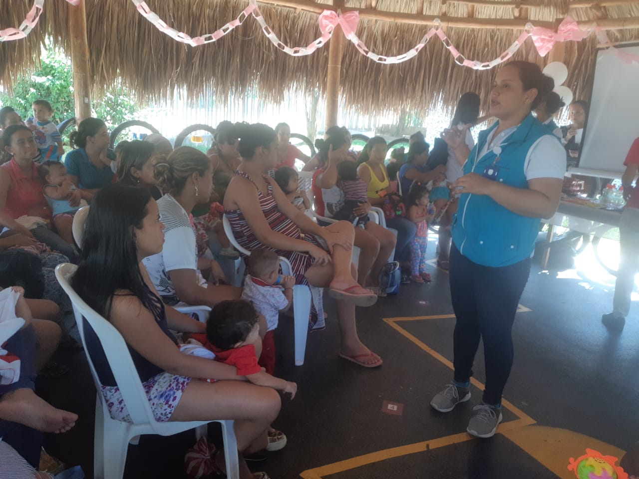 La ESE Distrital realizó charlas educativas en el Barrio Timayüí