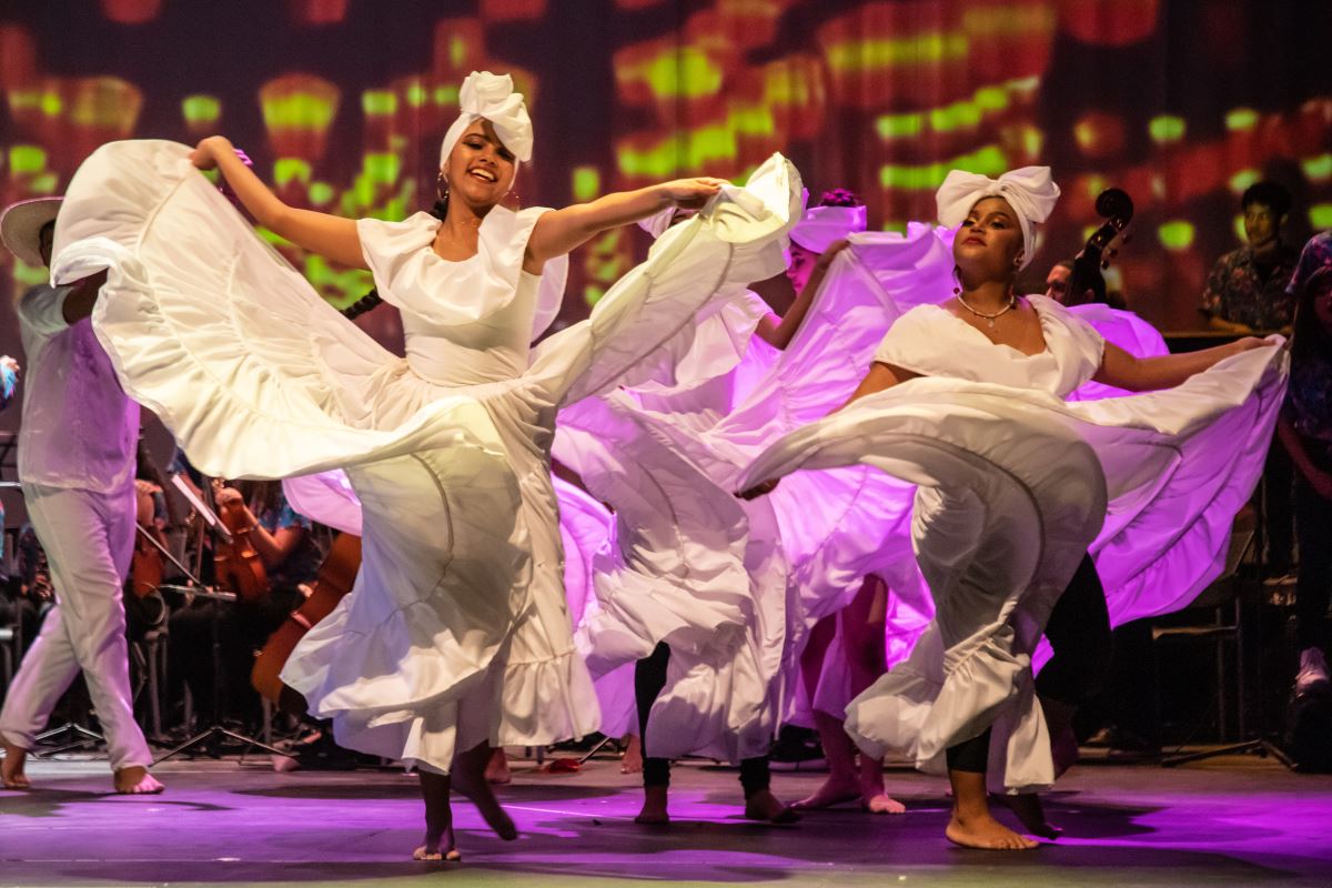 ¡Noche de estrellas y talento en la Clausura EFAC 2022!