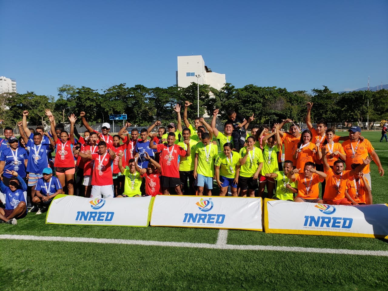 III Juegos Interbarrios integraron a los samarios al final del año. III Juegos Interbarrios integraron a los samarios al final del año