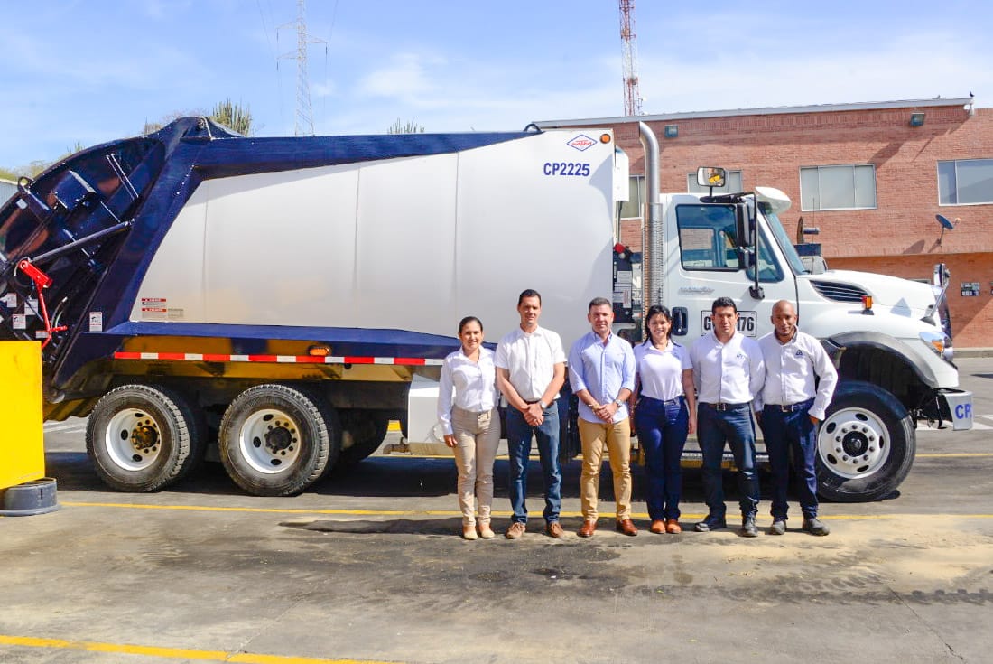 Camión Compactador de última tecnología empezará a operar en Santa Marta Camión Compactador de última tecnología empezará a operar en Santa Marta