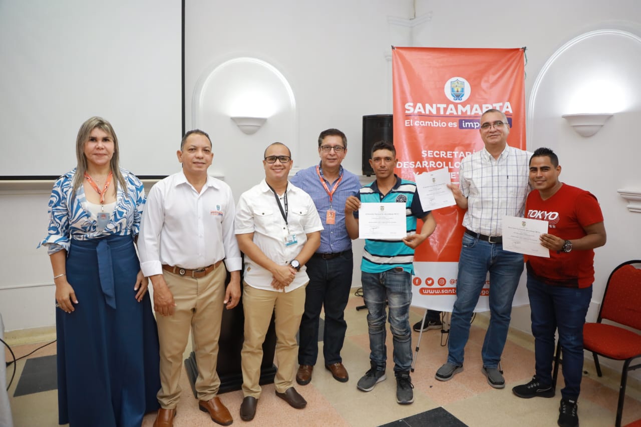 Alcaldía y SENA certificaron en atención y servicio al cliente a operadores turísticos de El Rodadero Alcaldía y SENA certificaron en atención y servicio al cliente a operadores turísticos de El Rodadero