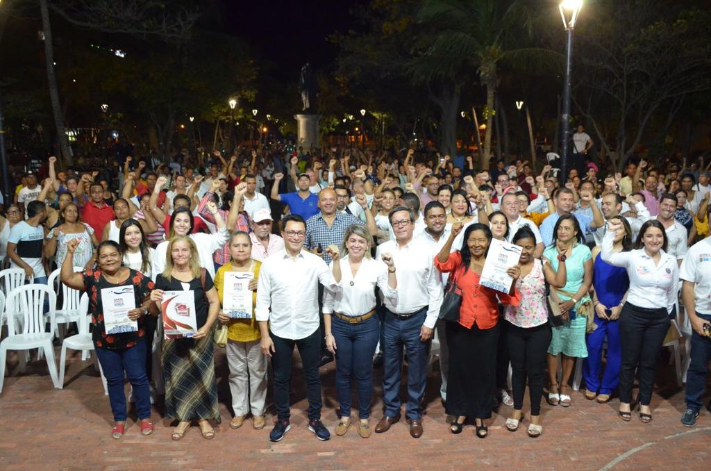 “Gracias a la alcaldesa hoy podemos estar tranquilos en nuestras casas”: familias beneficiadas del programa de titulación y legalización de predios