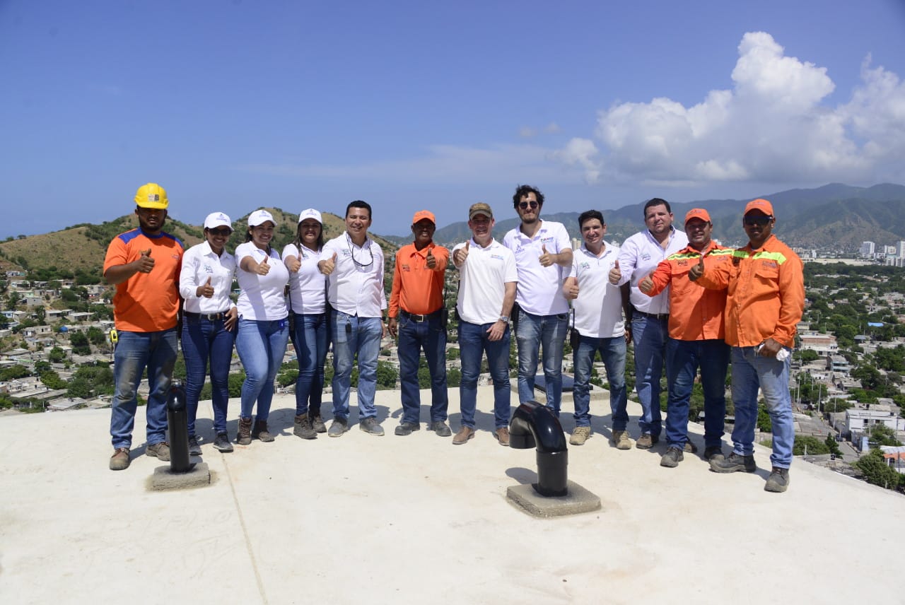 Essmar hace entrega oficial del tanque de María Eugenia Essmar hace entrega oficial del tanque de María Eugenia