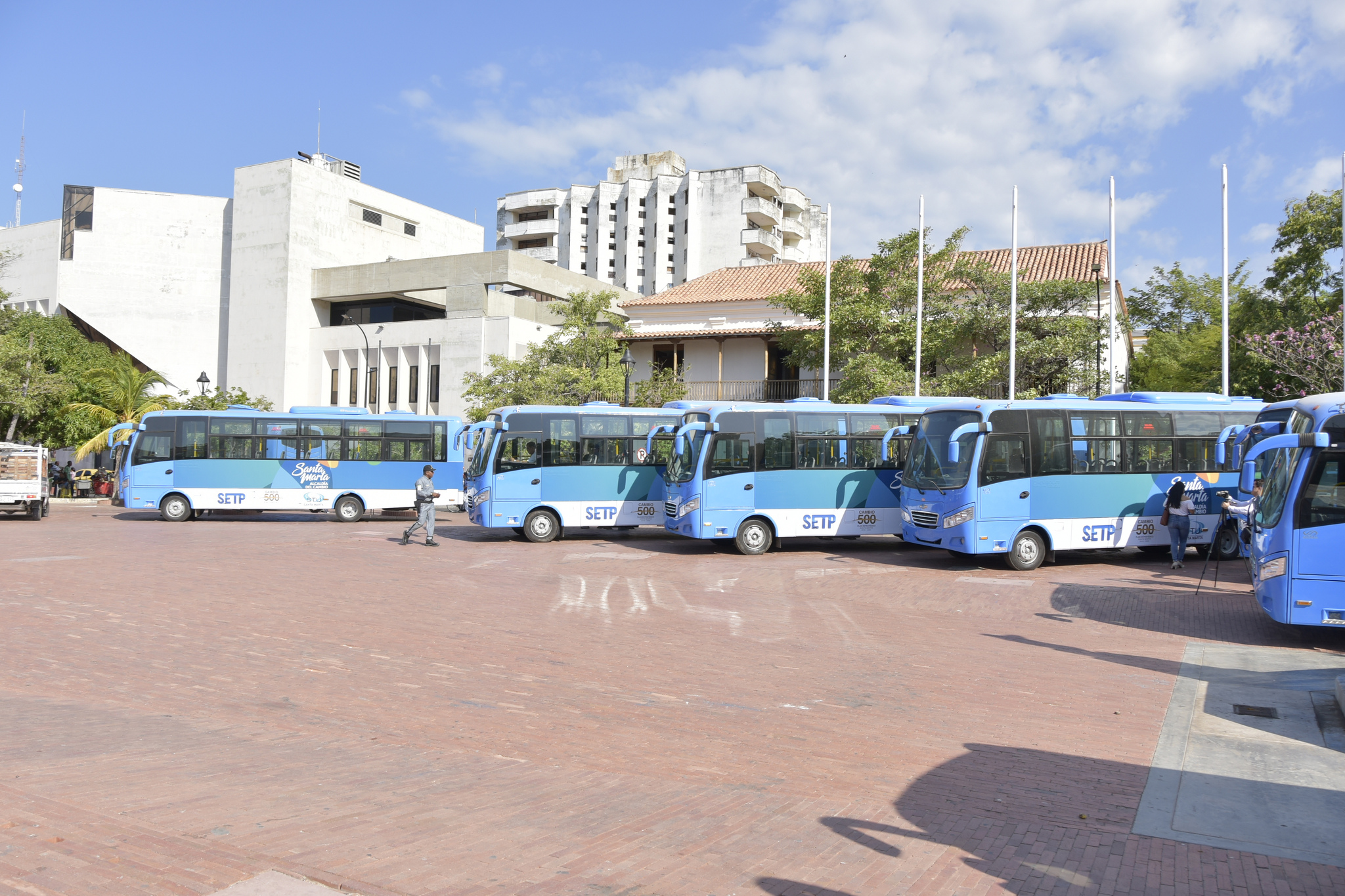 Santa Marta da un paso más hacia un moderno sistema de transporte público colectivo Santa Marta da un paso más hacia un moderno sistema de transporte público colectivo