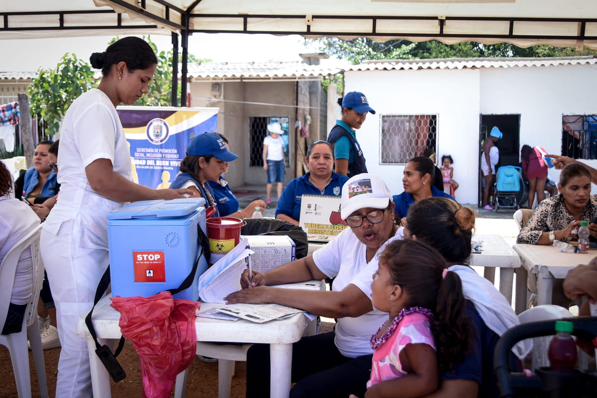 Habitantes del barrio Cristo Rey recibieron Feria de la ‘Equidad y el Buen Vivir’ Habitantes del barrio Cristo Rey recibieron Feria de la ‘Equidad y el Buen Vivir’
