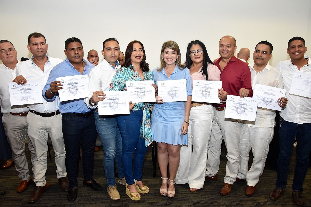 Alcaldía del Cambio en articulación con la Registraduría hace entrega de credenciales a los gobernantes electos Alcaldía del Cambio en articulación con la Registraduría hace entrega de credenciales a los gobernantes electos