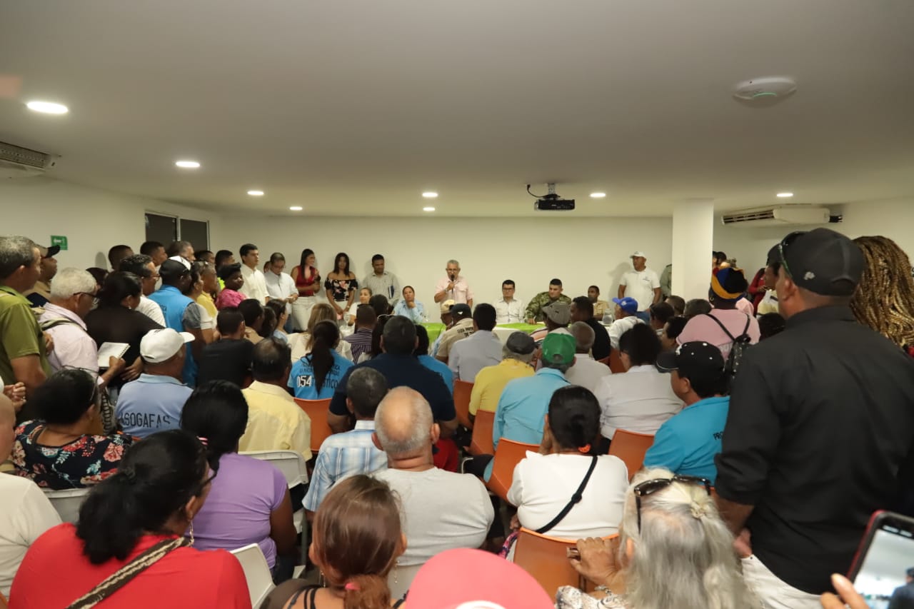 Alcaldía del Cambio lideró mesa de trabajo para temporada turística de fin de año
