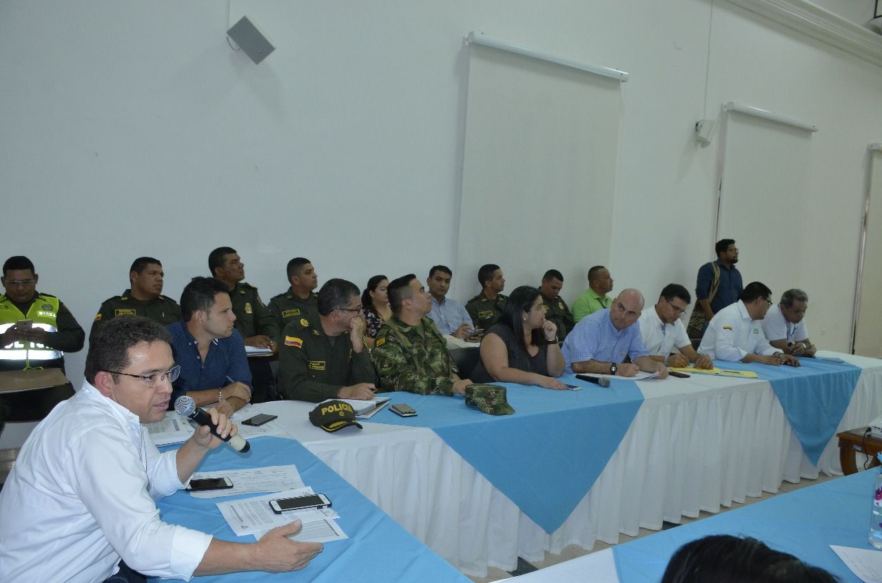 Distrito desmontará vallas políticas instaladas en sitios no autorizados Distrito desmontará vallas políticas instaladas en sitios no autorizados