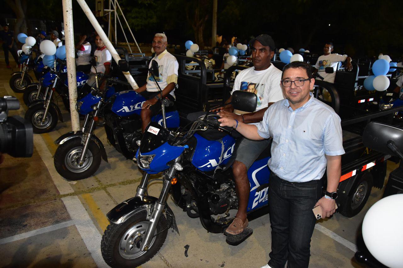 “Estamos cambiando vidas y realidades”: Alcalde Rafael Martínez “Estamos cambiando vidas y realidades”: Alcalde Rafael Martínez
