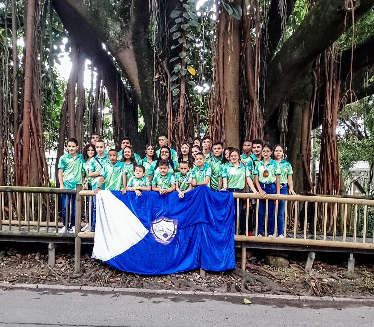 41 estudiantes de cinco instituciones educativas del Distrito presentan experiencias exitosas en eventos nacionales