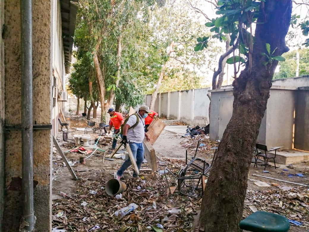 Retirados ocho mil kilos de desechos de la IED Francisco de Paula Santander