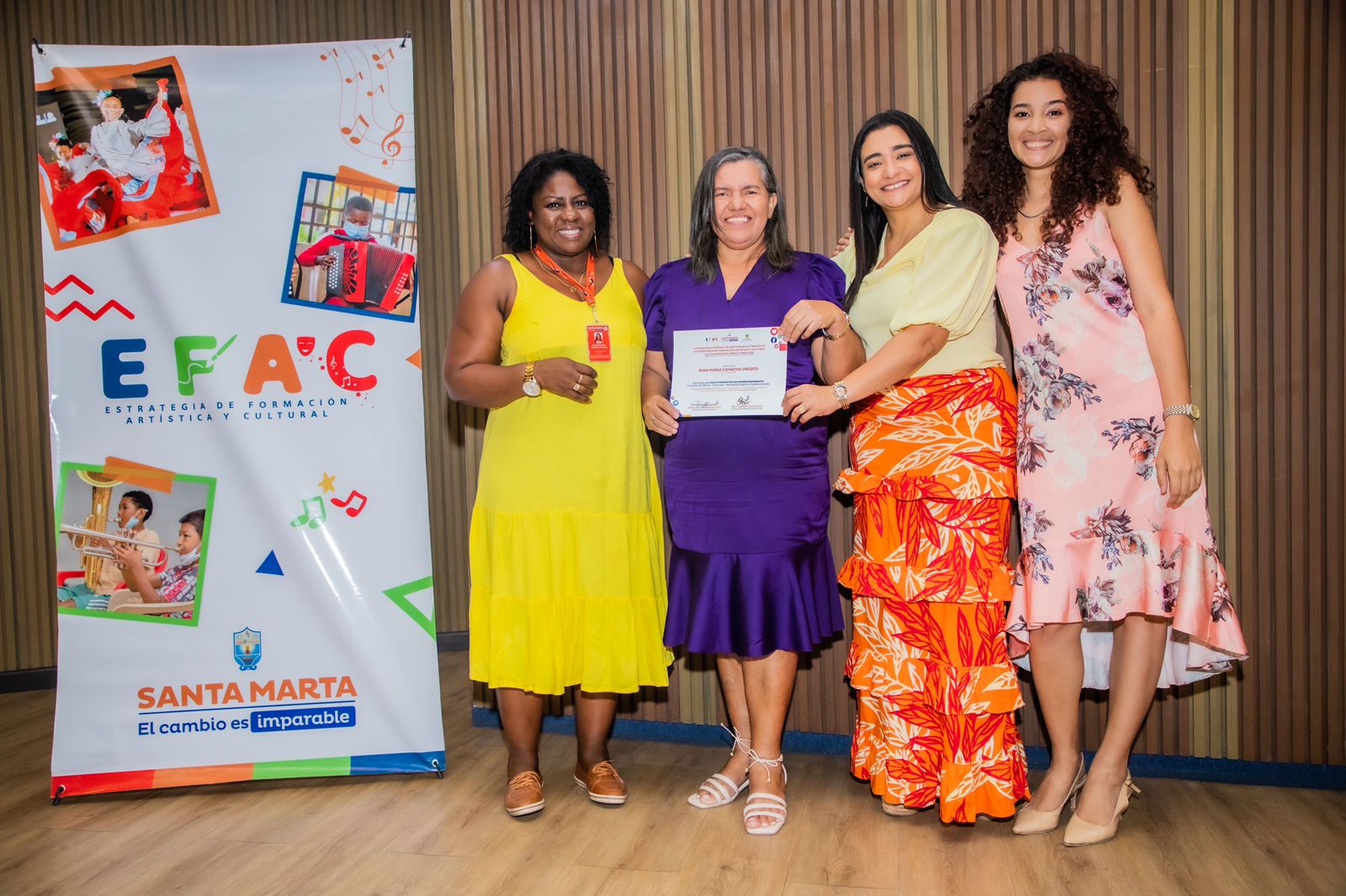 Alcaldía certificó a 30 emprendedores en ‘Creación de marca, finanzas, marketing digital y redes sociales’