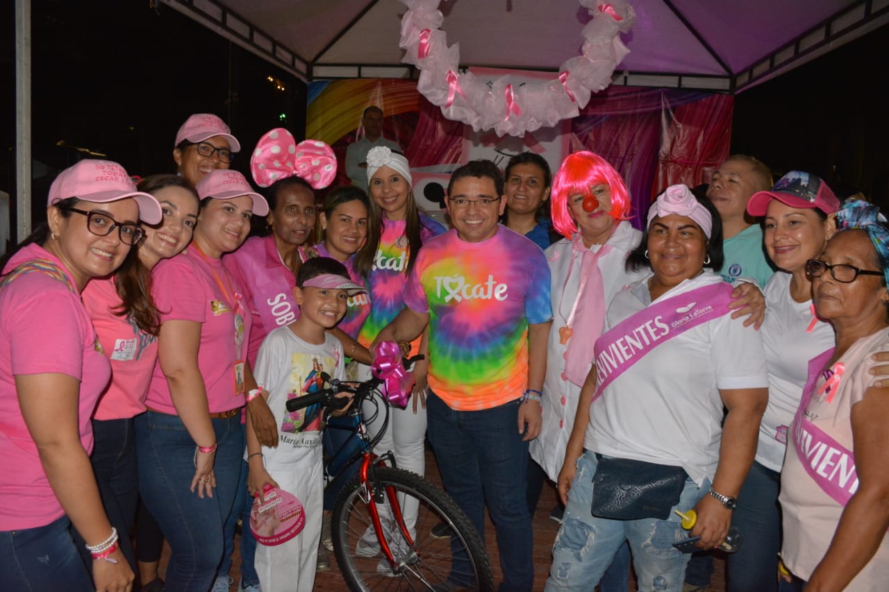 “Tócate para que no te toque”, la gran movilización que le dijo no al cáncer de mama “Tócate para que no te toque”, la gran movilización que le dijo no al cáncer de mama