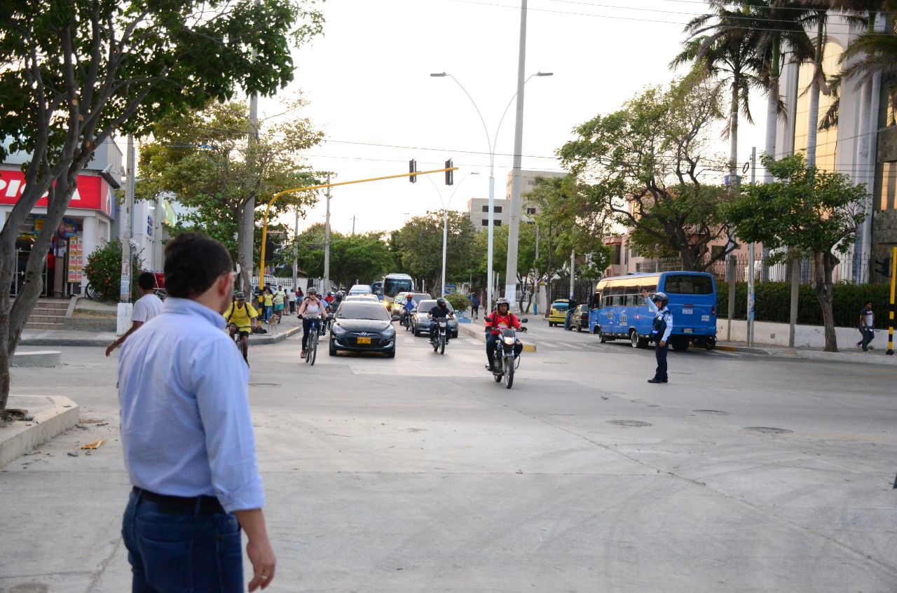 Alcaldía de Santa Marta habilitó tramo vial de la calle 22 con 19, donde se construye colector pluvial Jardín Alcaldía de Santa Marta habilitó tramo vial de la calle 22 con 19, donde se construye colector pluvial Jardín