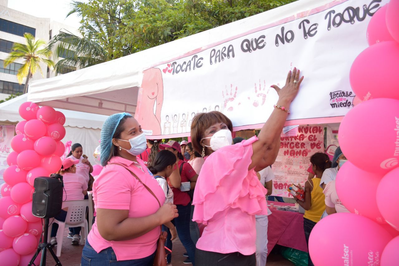 Alcaldía Distrital impulsa la prevención del cáncer de mama en Santa Marta