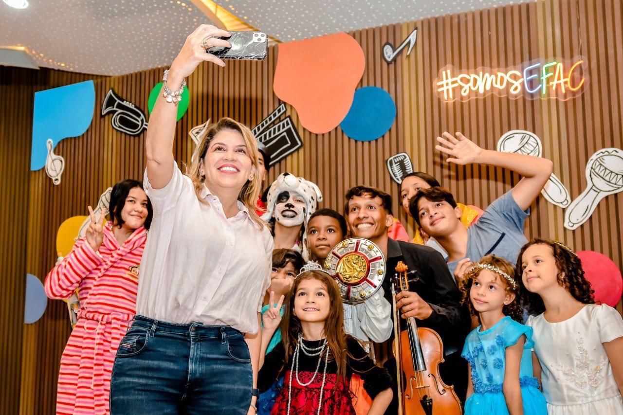 “Seguiremos cambiando vidas a través del arte y la cultura con EFAC”: alcaldesa Virna Johnson “Seguiremos cambiando vidas a través del arte y la cultura con EFAC”: alcaldesa Virna Johnson