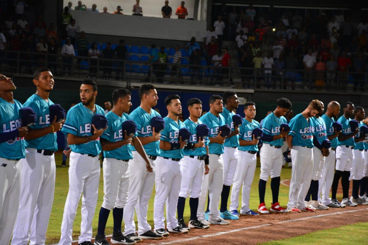 Con el primer juego de Leones, regresó el Béisbol profesional a Santa Marta Con el primer juego de Leones, regresó el Béisbol profesional a Santa Marta