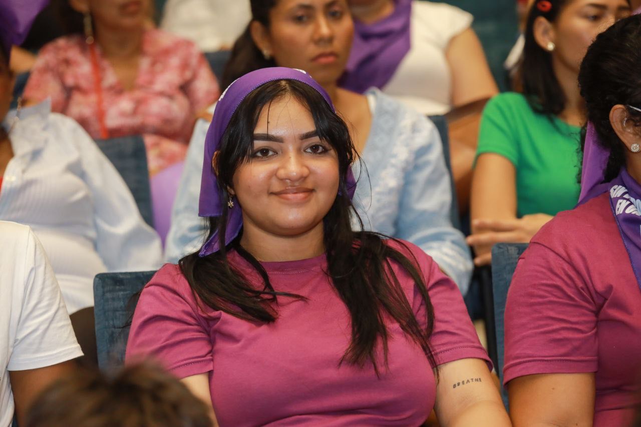 Alcaldesa Virna Johnson firmó alianza con la academia para la implementación de la cátedra UNESCO de prevención de violencia contra la mujer