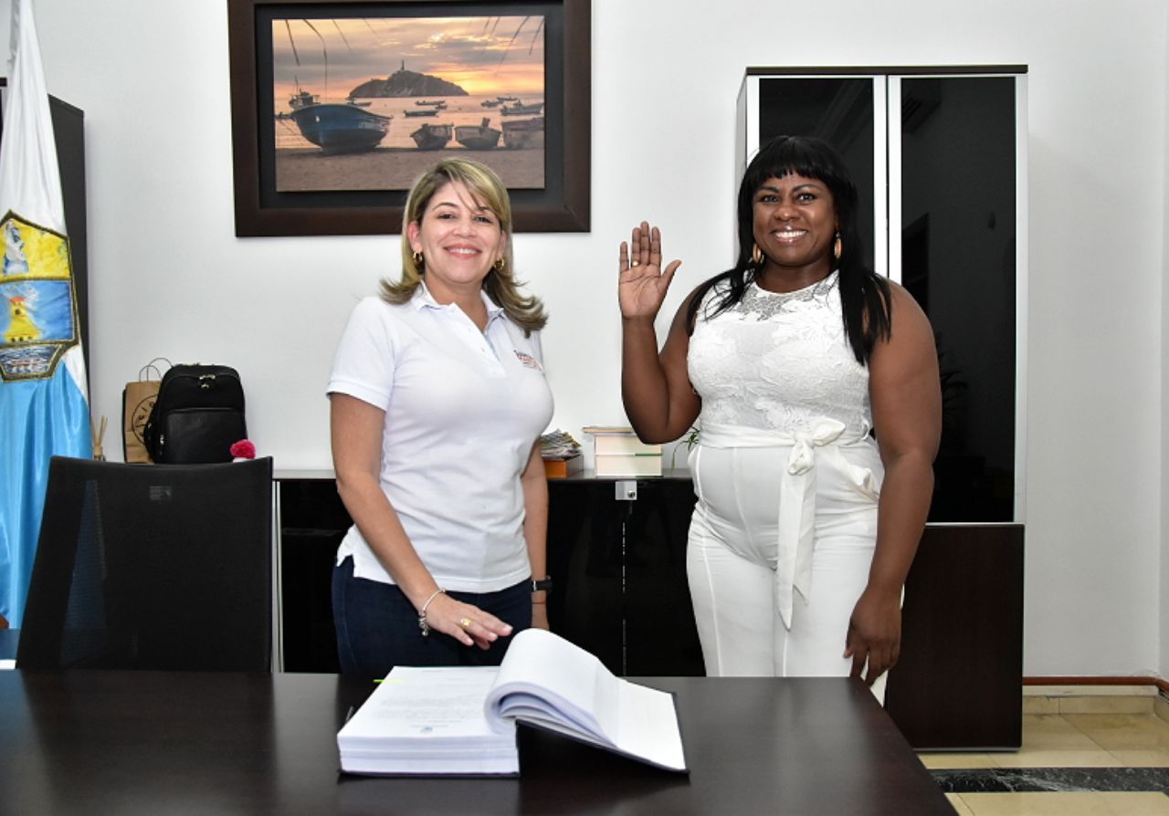 Líder afro es la nueva directora de la Casa de Justicia Líder afro es la nueva directora de la Casa de Justicia