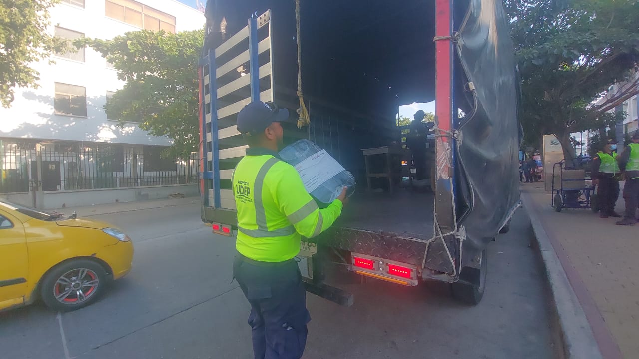 Alcaldía Distrital decomisa 6 parlantes en la carrera Quinta en operativo contra el ruido