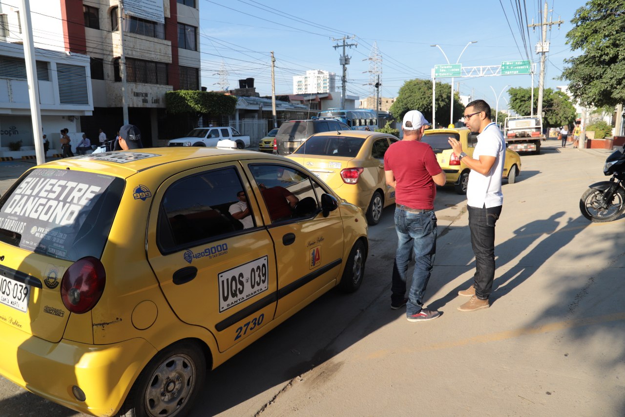 Secretaría de Movilidad invita a taxistas a usar la tarjeta de control Secretaría de Movilidad invita a taxistas a usar la tarjeta de control