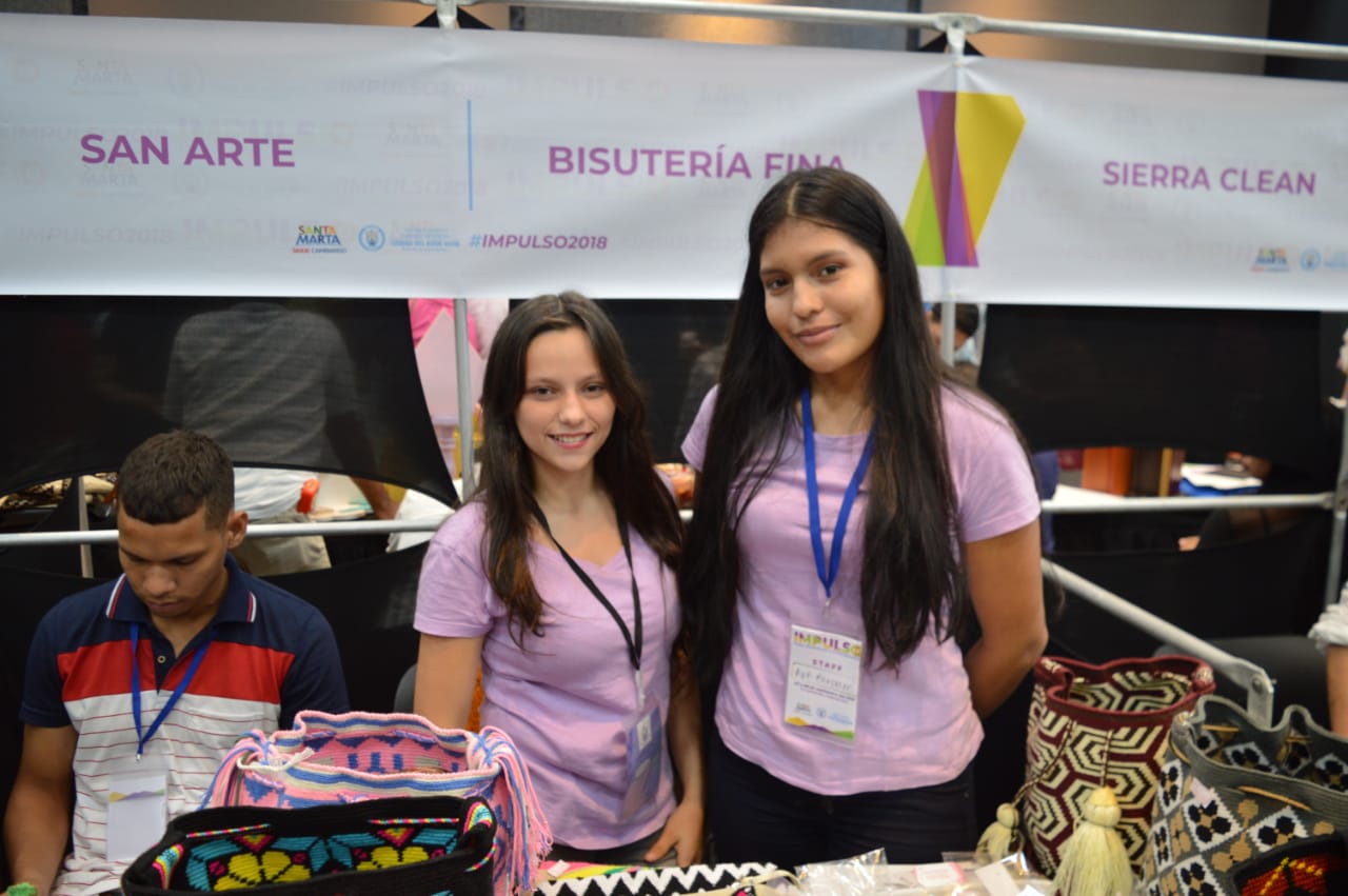Jóvenes del Distrito participan en Feria de emprendimiento ‘Impulsa’ Jóvenes del Distrito participan en Feria de emprendimiento ‘Impulsa’