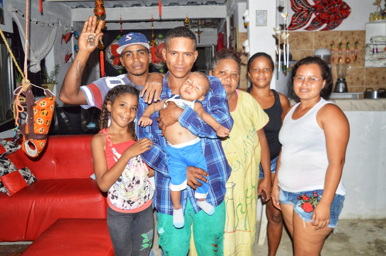 Habitante de calle pasará diciembre en familia gracias a la Alcaldía del Cambio Habitante de calle pasará diciembre en familia gracias a la Alcaldía del Cambio