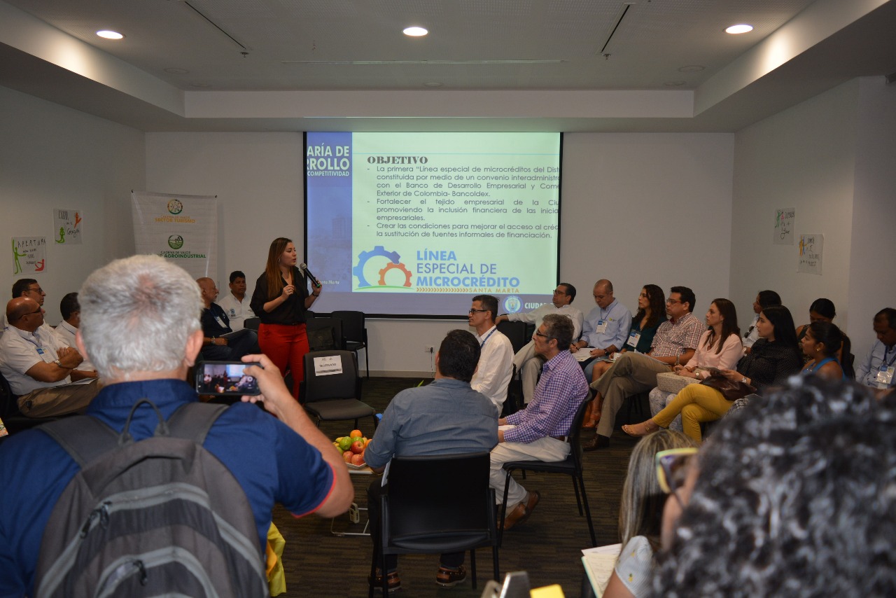 Distrito ha apoyado a microempresarios con más de $3.045 millones en microcréditos Distrito ha apoyado a microempresarios con más de $3.045 millones en microcréditos