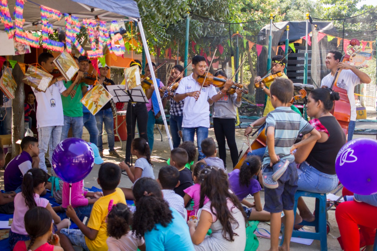 Con cuentos, literatura, música y arte se vivió Galería Callejera en Garagoa