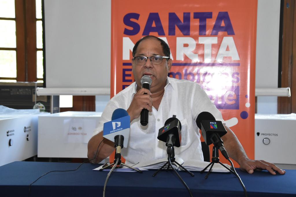 El secretario de Salud descartó los dos supuestos casos presentados en la ciudad y entregó un parte de tranquilidad a los samarios