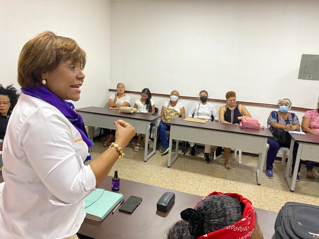 Secretaría de la Mujer articula acciones con Salud Distrital en beneficio de la salud sexual y reproductiva de las mujeres 