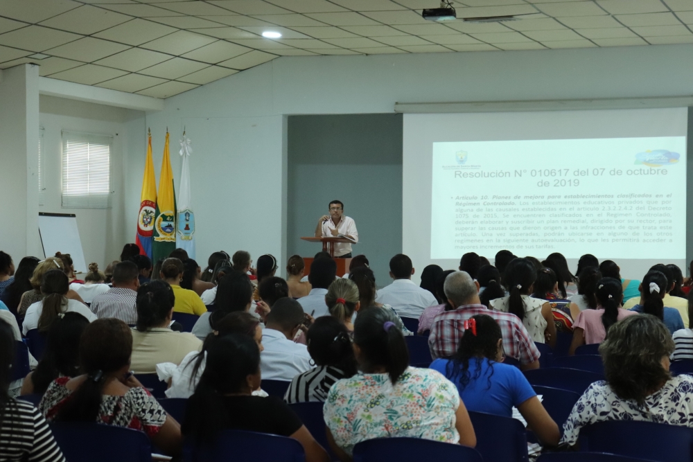 Secretaría de Educación socializó resolución que regula tarifa de pensión y matricula de los colegios privados Secretaría de Educación socializó resolución que regula tarifa de pensión y matricula de los colegios privados