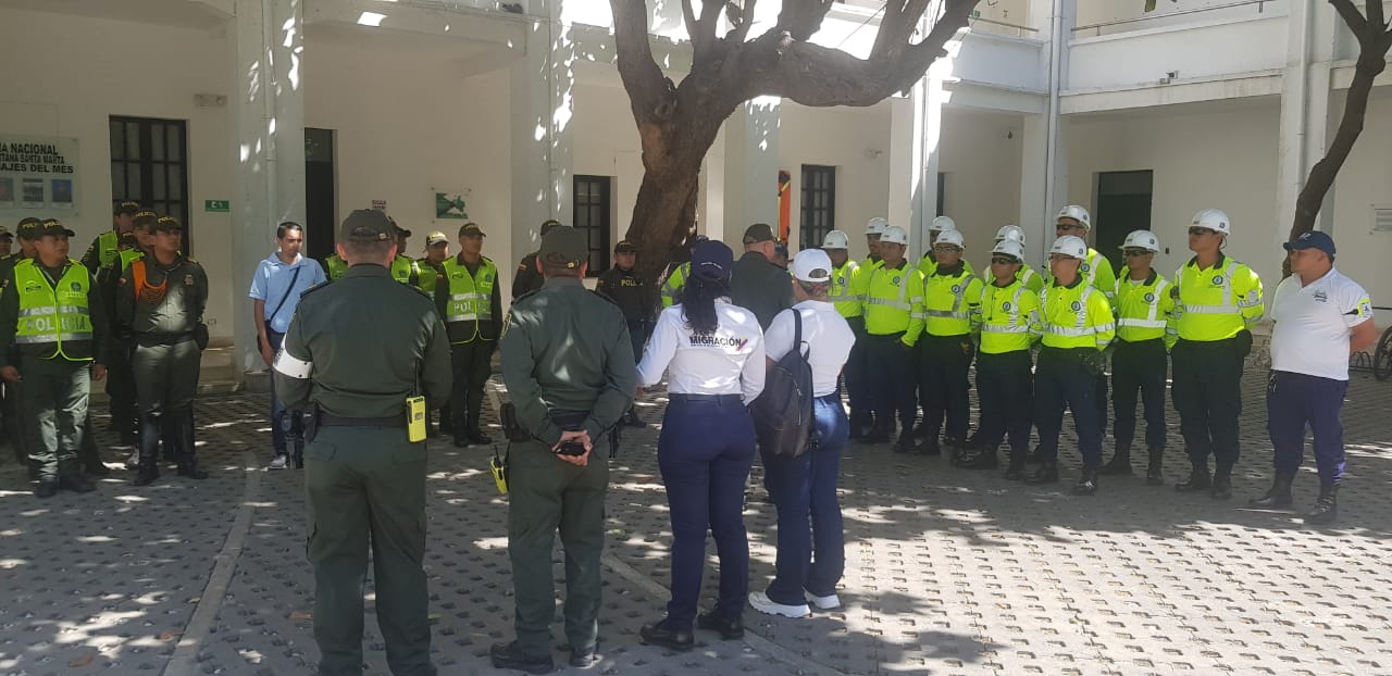 Distrito refuerza el 'Plan Semáforo' y 'Plan Parques' para garantizar la seguridad en Santa Marta Distrito refuerza el 'Plan Semáforo' y 'Plan Parques' para garantizar la seguridad en Santa Marta