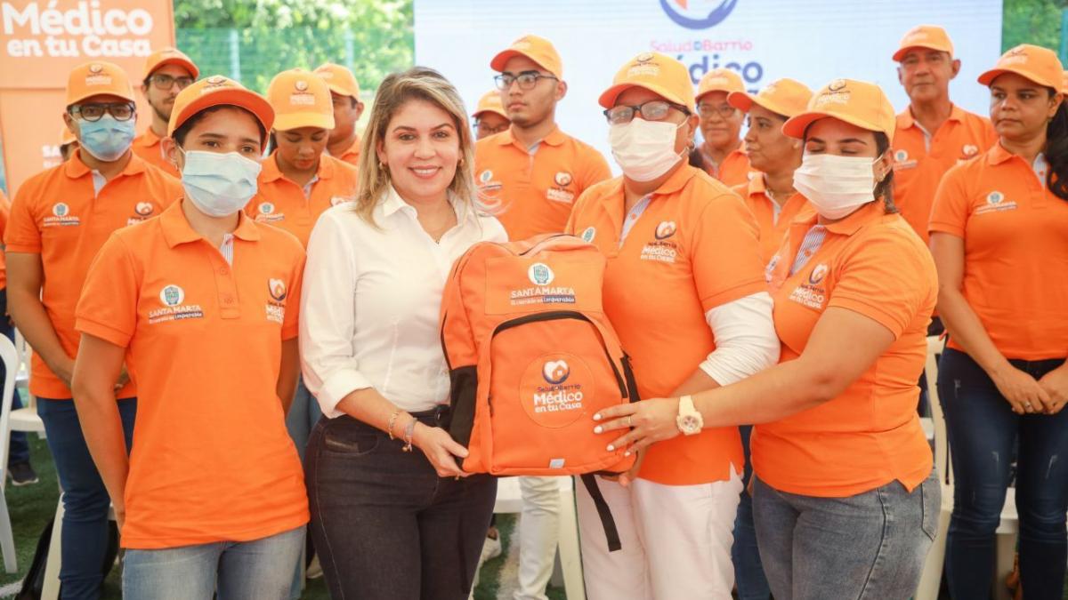 Alcaldesa Virna Johnson lanza revolucionario programa de Salud al Barrio- Médico en tu Casa