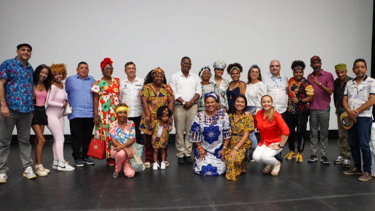 Distrito conmemoró el Día Nacional de la Afrocolombianidad con visita del embajador de África