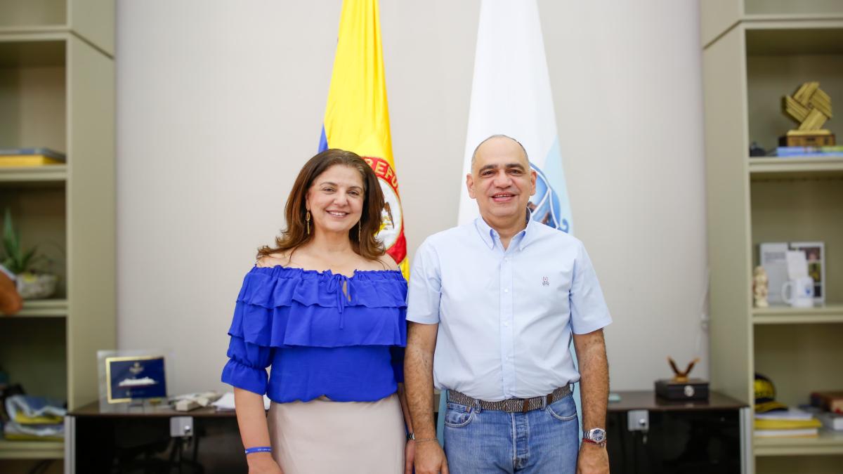 Con la posesión de Joceline Azar Nigrinis como rectora, se pone en marcha la Universidad Politécnica Distrital de Santa Marta