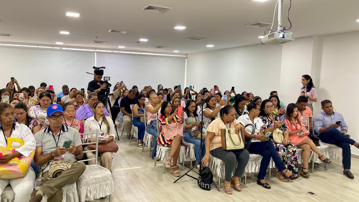 Secretaría de Educación Distrital formaliza capacitación para docentes en todos los niveles Secretaría de Educación Distrital formaliza capacitación para docentes en todos los niveles