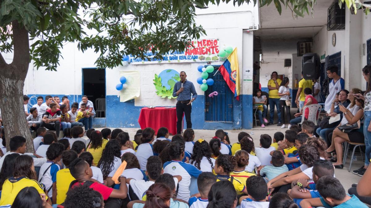 Colegios participaron activamente en la construcción de la marca del transporte