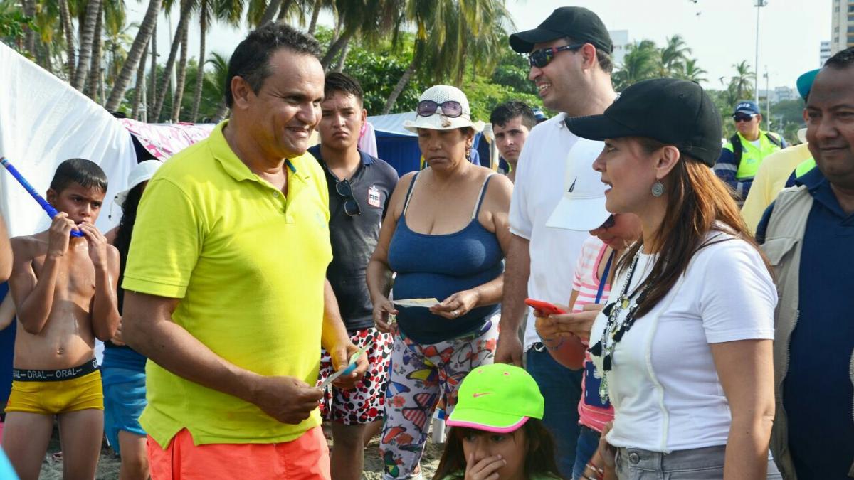 Alcaldesa(e) haciendo recorridos por los diferentes atractivos turísticos de esta capital