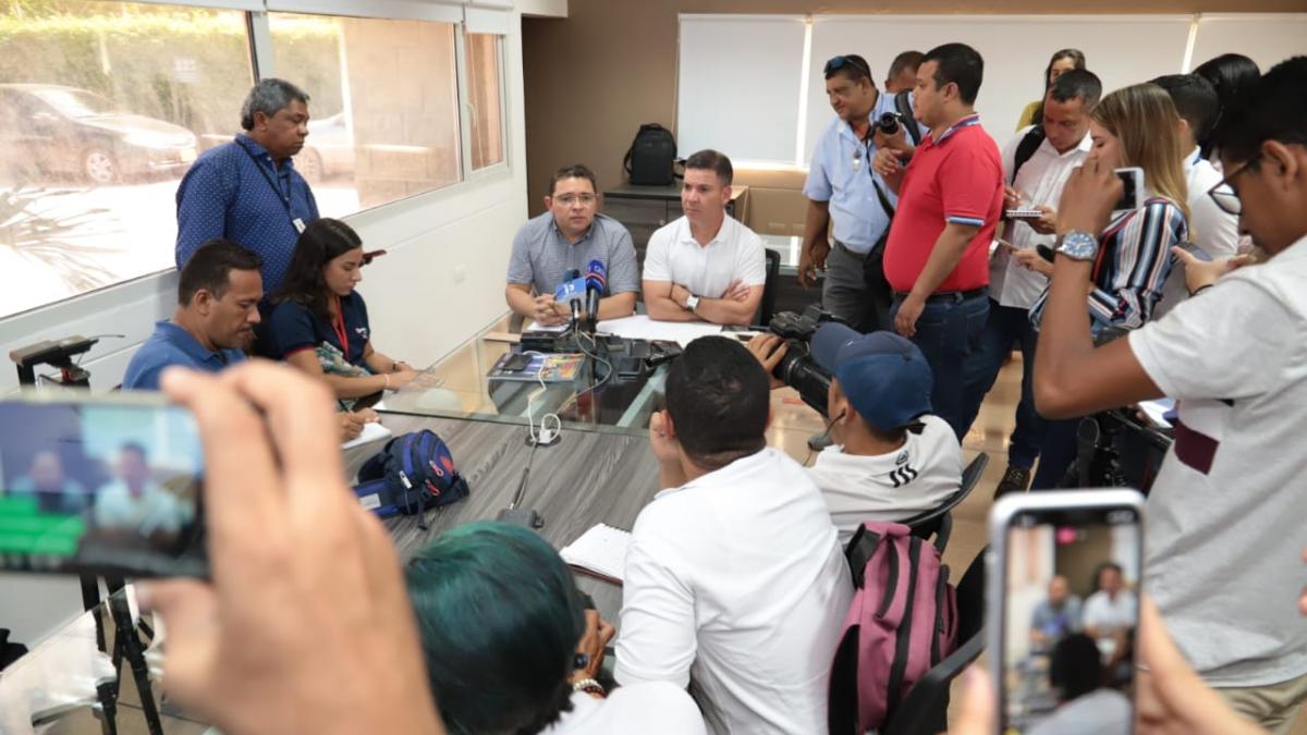 “Pedimos todo el peso de la ley para quienes le roban el agua a los samarios”: Alcalde