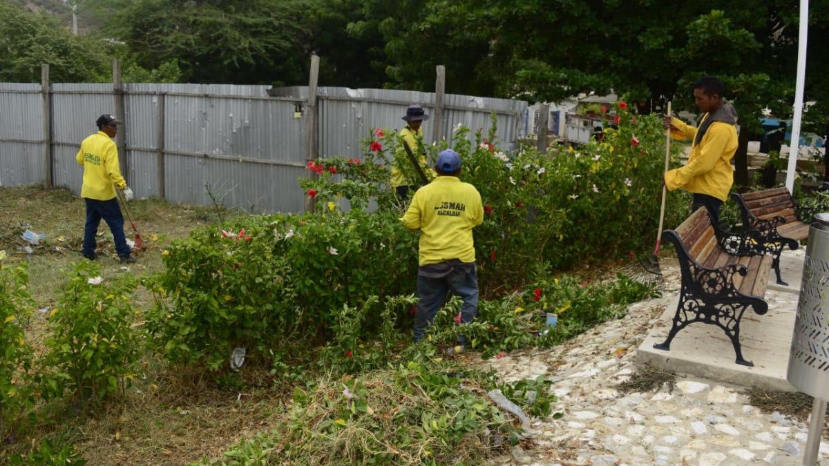 Secretaría de Gobierno y   ESSMAR dan cumplimiento a los acuerdos pactados en Bastidas durante su visita con #Secretaríaalbarrio