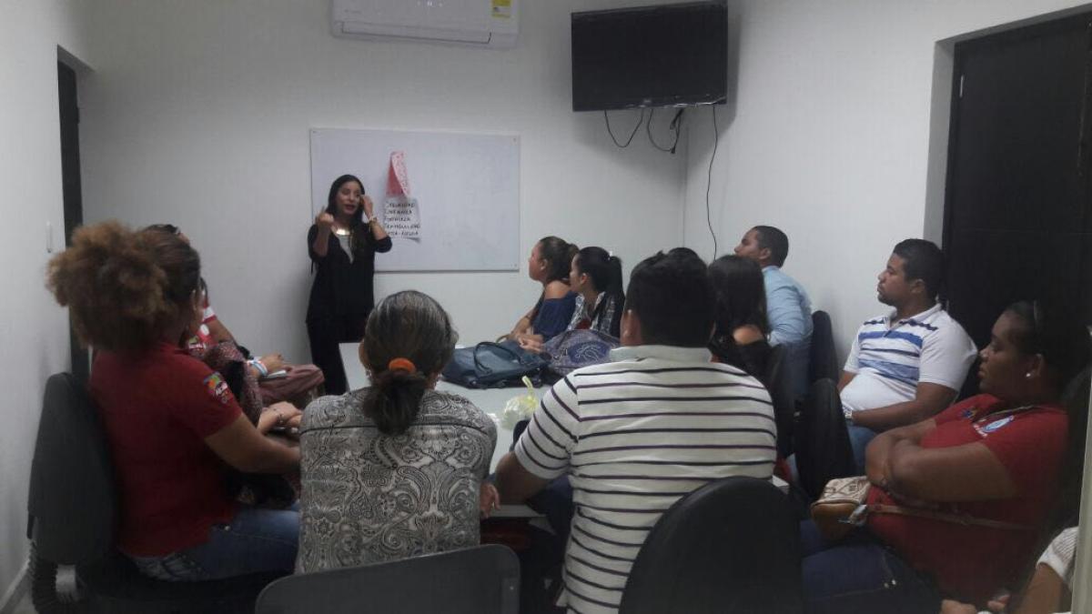 Distrito capacitó a los administradores de los Centros de Referenciación